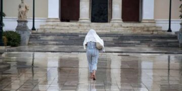 Κλέαρχος Μαρουσάκης: Ψυχρή λίμνη φέρνει μπόρες και καταιγίδες