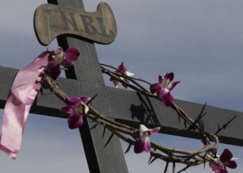 Μεγάλη Παρασκευή: Γιατί είναι πάντα μουντή και συννεφιασμένη – Η επιστημονική εξήγηση του Θοδωρή Κολυδά