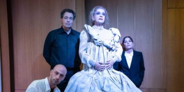 "Ο αδερφός μου ο Αμαντέους" - Μια θεατρική παράσταση με την Πέμη Ζούμη έρχεται στην Κοζάνη