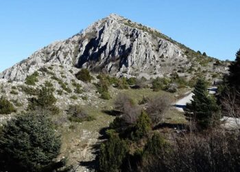 Ο Σύλλογος Ελλήνων Ορειβατών (Σ.Ε.Ο.) Κοζάνης διοργανώνει την Κυριακή 2/6/24 εξόρμηση στη Βουνάσα