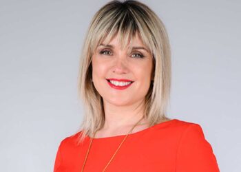 Πίστη Κρυσταλλίδου - Η δημοκρατία των παρόντων