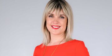 Πίστη Κρυσταλλίδου - Η δημοκρατία των παρόντων