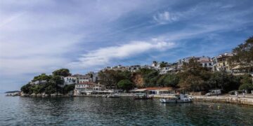 Είδος προς εξαφάνιση οι γιατροί στις Σποράδες λόγω ενοικίων