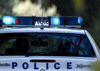 Συνελήφθη στην Πτολεμαΐδα η 30χρονη που είχε αφαιρέσει από 72χρονο χρυσό σταυρό με την αλυσίδα του, αξίας περίπου 1.200 ευρώ