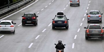 Τέλη κυκλοφορίας: Τι προβλέπει η εκπρόθεσμη πληρωμή τους - Οι τρεις κλίμακες προστίμων