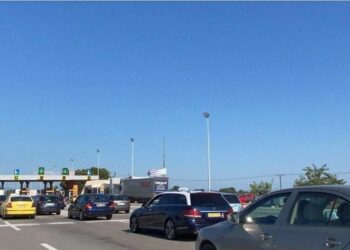 Θεσσαλονίκη: Μεγάλες καθυστερήσεις στα διόδια Μαλγάρων – Ουρά 3 χλμ από Ι.Χ.