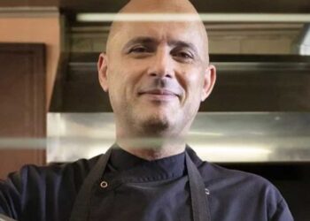 Το ζαχαροπλαστείο Ζανδέ της Κοζάνης, στα 8 καλύτερα της Ελλάδας με εξειδίκευση σε συγκεκριμένα γλυκά!