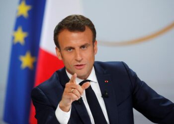 O Μακρόν πιέζει τη Sunlight- Πως ο Γάλλος Πρόεδρος «απειλεί» τη μεγάλη επένδυση στη Δυτική Μακεδονία