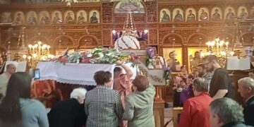 Σε άκρως κατανυκτικό κλίμα πραγματοποιήθηκε η ΑΠΟΚΑΘΗΛΩΣΗ του Κυρίου στον Ιερό Ναό Αγίου Στεφάνου Πτολεμαΐδας! (ρεπορτάζ της Κούλας Πουλασιχίδου)
