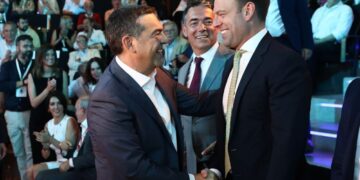 Κασσελάκης προς Τσίπρα: Έλα να αναλάβεις τον ΣΥΡΙΖΑ, αλλιώς στήριξέ με χωρίς παιχνίδια