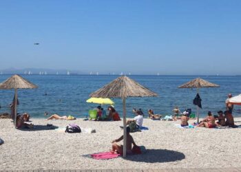 Αρχίζει το πιο δύσκολο διήμερο με σκόνη και ζέστη - 10 περιοχές με 38άρια και 40άρια