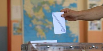 Δημοσκόπηση Interview: Η ακρίβεια το βασικό μήνυμα που έστειλαν οι ψηφοφόροι στην κυβέρνηση – Οι πιο αποτελεσματικοί υπουργοί