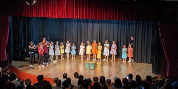 Δημοτικό Ωδείο Πτολεμαΐδας: Εικόνες από τη χθεσινή μαγική βραδιά το "Τραγούδι της Γης"