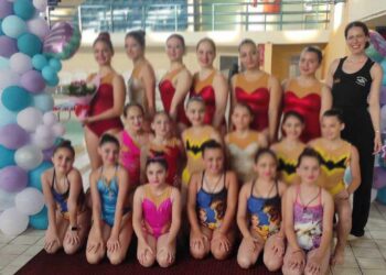 "Έκλεψαν" την παράσταση του Καλοκαιριού οι Αθλήτριες του Τμήματος Καλλιτεχνικής Κολύμβησης της Αθλητικής Κολυμβητικής Ακαδημίας ΔΕΛΦΙΝΙΑ Πτολεμαΐδας! (της Κούλας Πουλασιχίδου)