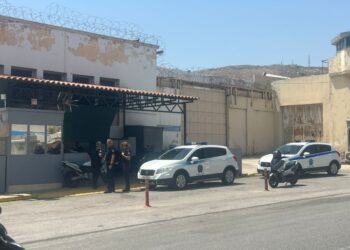 Άγρια συμπλοκή στις φυλακές Κορυδαλλού, νεκρός ένας κρατούμενος