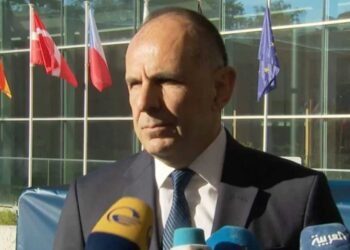 Γεραπετρίτης: Νέο μήνυμα στη Βόρεια Μακεδονία - «Παραβίαση της Συμφωνίας των Πρεσπών να μην χρησιμοποιούν τη συνταγματική ονομασία δημοσίως»