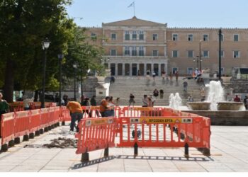 Ψυχρολουσία μετά τον καύσωνα: Έρχονται καταιγίδες και βουτιά της θερμοκρασίας