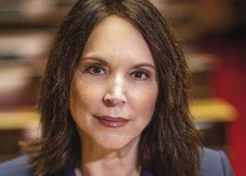 Καλλιόπη Βέττα: «Οι Ευρωεκλογές αφορούν την ζωή μας, μπορούμε να αλλάξουμε πορεία πριν να είναι αργά»