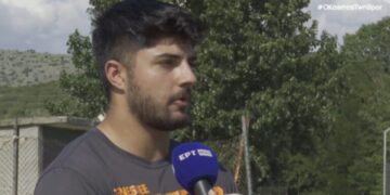 Γιάννης Κορακίδης: Ο παγκόσμιος πρωταθλητής που προπονείται σε χωράφι, με μεζούρα μπιτόνια από ελαιόλαδο (Vid)