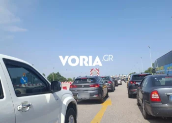 Μετ' εμποδίων η επιστροφή των Θεσσαλονικέων - Ταλαιπωρία στα Μάλγαρα, στα κόκκινα από νωρίς η Μουδανιών (video)