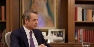 Στους υπουργούς τα ρίχνει για την εκλογική του ήττα ο Μητσοτάκης