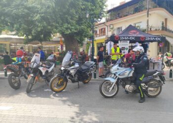 Μοτοσικλετιστές πήραν τα… Πιέρια Όρη με μηχανές off road