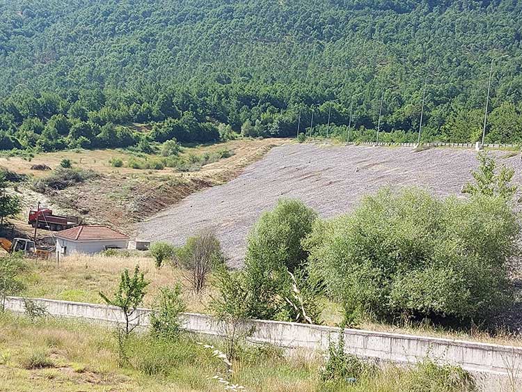 Μηλοχώρι: Ξεκίνησαν οι εργασίες καθαρισμού στο υδατοφράγμα (φωτογραφίες)