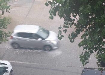 Σφοδρή νεροποντή αυτή την ώρα στη Θεσσαλονίκη!