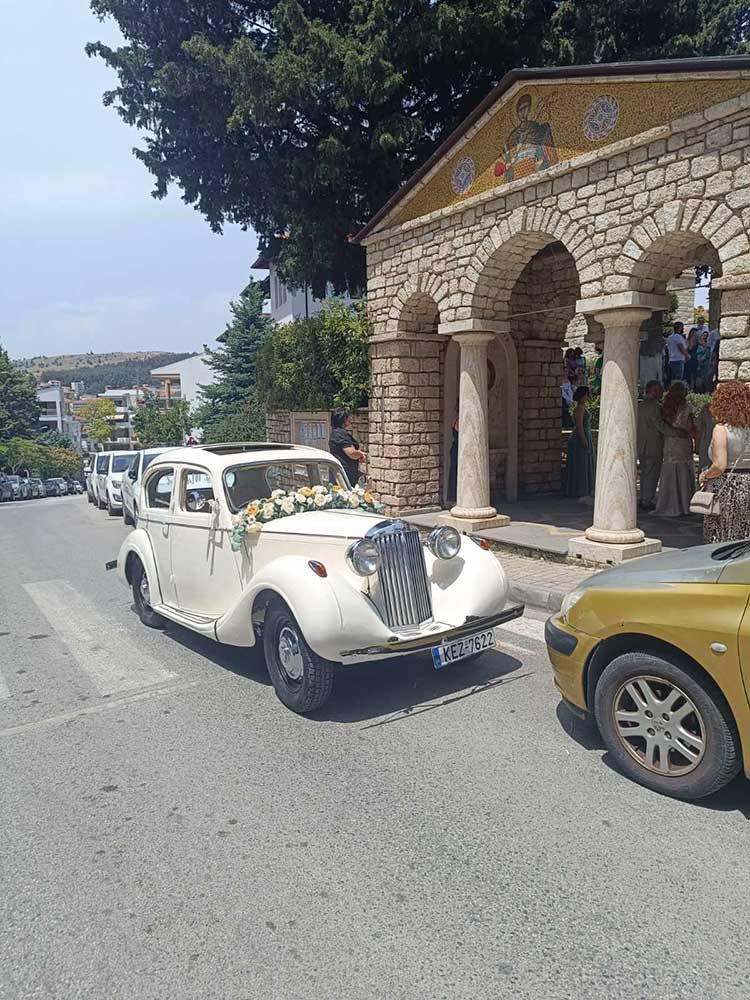 Οι Πτολεμαιδιώτες Dukes Racing εντυπωσίασαν για άλλη μια φορά με το Sunbeam-Talbot '38 που έγινε το όχημα ενός ονειρικού γάμου στην Κοζάνη!