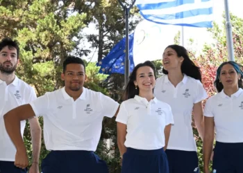 Ολυμπιακοί Αγώνες 2024: Τεντόγλου και Καραλής στην επίσημη φωτογράφιση της Team Hellas