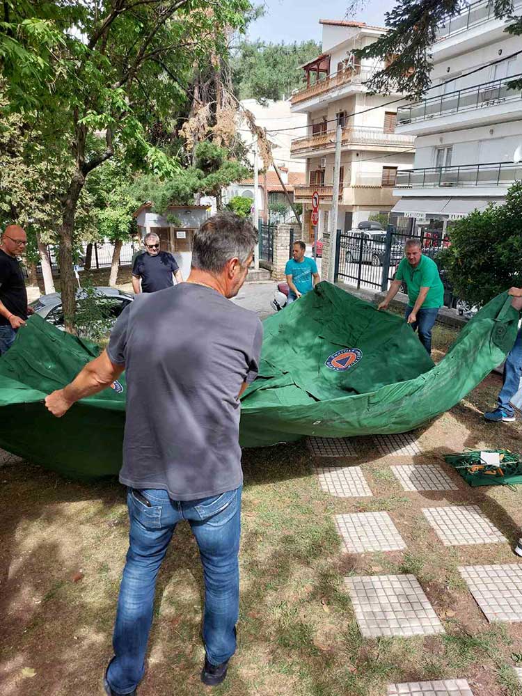 Πραγματοποιήθηκε εκπαίδευση από στελέχη της Ελληνικής Ομάδας Διάσωσης στον προαύλιο χώρο του Μαμάτσειου Νοσοκομείου Κοζάνης