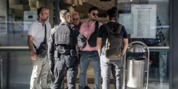 Πειραιάς: Ένας νεκρός κι ένας βαριά τραυματίας σε ανταλλαγή πυροβολισμών