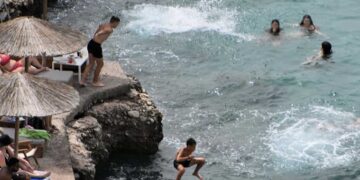 Σάκης Αρναούτογλου: Ο καιρός μέχρι το επόμενο Σαββατοκύριακο - Πώς να υπολογίσετε τη θερμοκρασία στην περιοχή σας