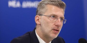 Σκέρτσος για Κασσελάκη: Από πότε είναι μαγκιά να είσαι άσχετος; - Έχει παραδεχθεί δύο ποινικά αδικήματα