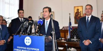 Τελετή παράδοσης – παραλαβής του ΥΜΑΘ: Ανέλαβε καθήκοντα ο Κωνσταντίνος Γκιουλέκας