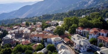 Thessaly Evros Pass: Ανοίγει αύριο Τρίτη η πλατφόρμα των αιτήσεων - Ποιοι είναι οι δικαιούχοι για διακοπές σε Έβρο και Θεσσαλία