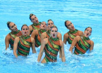 Το ασημένιο μετάλλιο στον τελικό του Acrobatic Routine της Καλλιτεχνικής Κολύμβησης κατέκτησε η Εθνική μας ομάδα, στο Βελιγράδι.