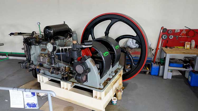 Το Τμήμα Μοντέρ της ΣΑΕΚ Πτολεμαΐδας παρουσιάζει την 2η μεγαλύτερη στον κόσμο συλλογή μηχανών εσωτερικής καύσης της οικογένειας Μυλωνά, στην Αναρράχη Εορδαίας