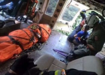 Εντυπωσιακό βίντεο διάσωσης 70χρονου από το φαράγγι του Βίκου από την Πυροσβεστική