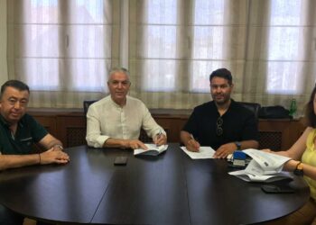 Υπογραφή σύμβασης για το Ανοιχτό Κέντρο Εμπορίου του Δήμου Αμυνταίου