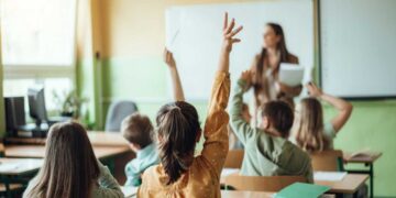 10.000 νέοι μόνιμοι διορισμοί στη δημόσια Παιδεία