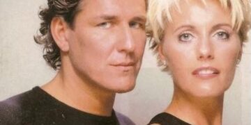 Οι μουσικές επιλογές του e-ptolemeos.gr: Frank Galan & Dana Winner – Grande Grande Grande (Never Never Never) (2001)