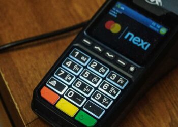 Αλλαγές στην χρήση των POS για delivery - Υποχρεωτική πλέον παντού στην εστίαση η δυνατότητα πληρωμής με κάρτα