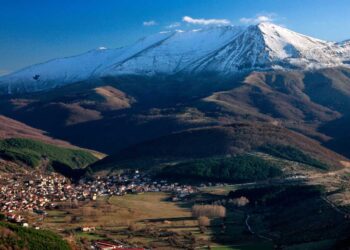 Άσκιο: Διαδρομή σε ένα διαφορετικό βουνό χωρίς σκιά στην Δυτική Μακεδονία