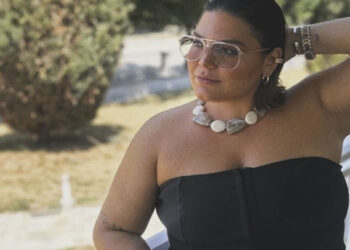 Δανάη Μπάρκα: Ένα γλέντι που θα θυμόμαστε για πάντα, γράφει για τις διακοπές της στη Φλώρινα