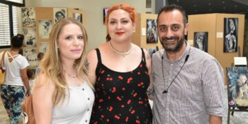 Εγκαινιάστηκε στην Κοβεντάρειο Δημοτική Βιβλιοθήκη Κοζάνης η έκθεση ζωγραφικής “Σουρεαλιστικές Συνθέσεις” της Γιώτας Κουτσώνα (Βίντεο+Φωτογραφίες)