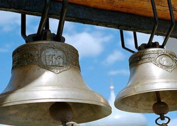 Ιερά Σύνοδος: “Προτρέπει να κυματίσουν μεσίστιες οι σημαίες και να ηχήσουν πένθιμα οι καμπάνες των ναών” αύριο Σάββατο