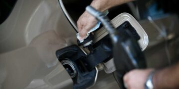 Ελλάδα: Τρίτη ακριβότερη χώρα στα καύσιμα στην Ευρωπαϊκή Ένωση - Σταθερά ανοδικές οι τιμές τους