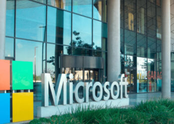 O "κακός χαμός": «Έπεσαν» τα συστήματα σε τράπεζες, αεροπορικές και μέσα ενημέρωσης διεθνώς λόγω προβλήματος με τη Microsoft