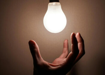 Έρχεται δύσκολο φθινόπωρο για τους καταναλωτές ηλεκτρικού ρεύματος